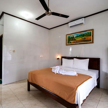 Megacahya Bungalow Nusa Lembongan  Exterior photo